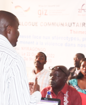 Nyiragongo : Dialogue avec les jeunes sur le thème : « Jeunesse face aux stéréotypes, préjugés et manipulations qui mènent à la violence dans nos communautés »